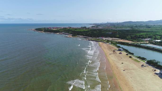 滨海海浪海岸线航拍