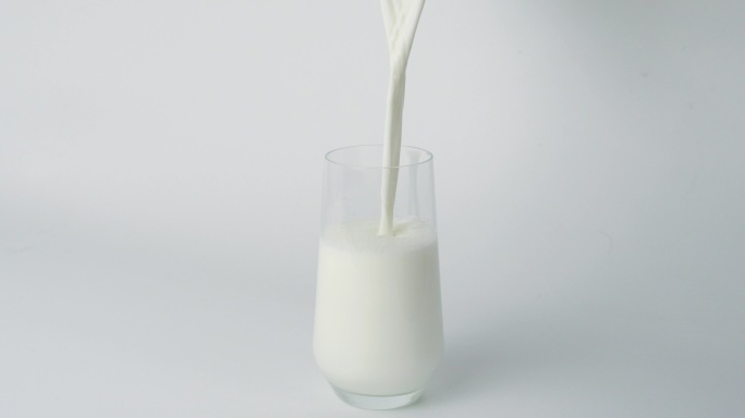 4k牛奶