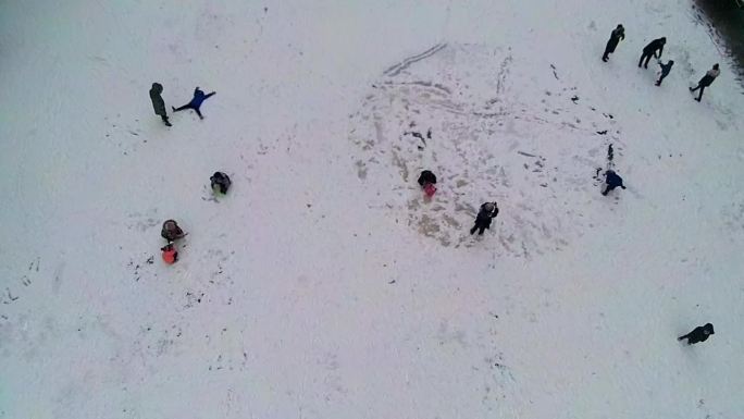 山西省太原市万柏林区闫家沟华清苑雪景