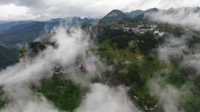 贵州大山山岚云雾缭绕延时