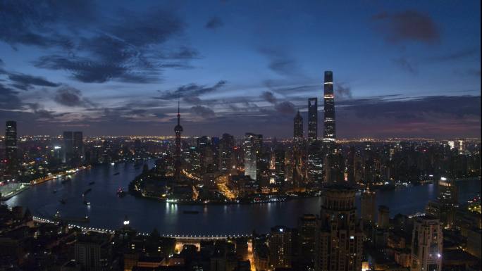 4k高清航拍日出前的上海