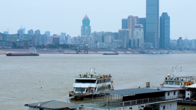 长江轮渡轮船码头交通工具实拍4K