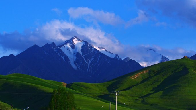 祁连山峰