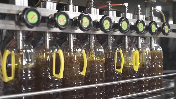 食用油加工厂 菜油灌装 自动贴标生产线
