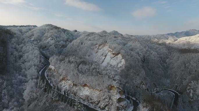 航拍伏牛山滑雪场