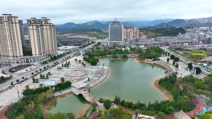 马关县城区公园人工湖