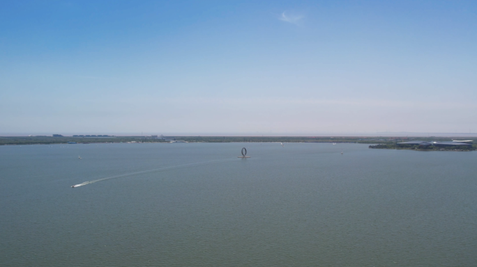 上海市滴水湖风光