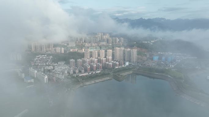 风景  雾中山城