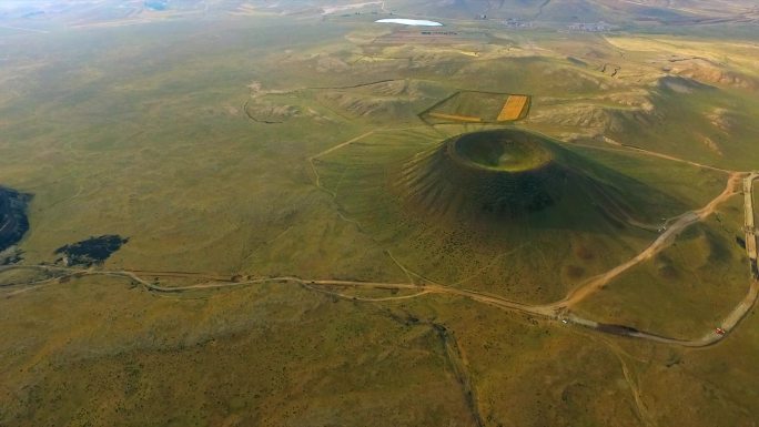 乌兰哈达火山群地址公园无人机航拍