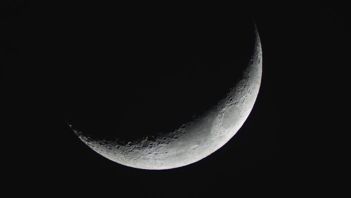 月球天空云层黑夜夜晚雷击乌云暴雨来袭