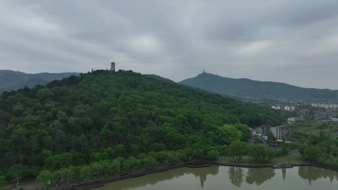 航拍襄阳羊祜山革命烈士纪念塔城市自然风光