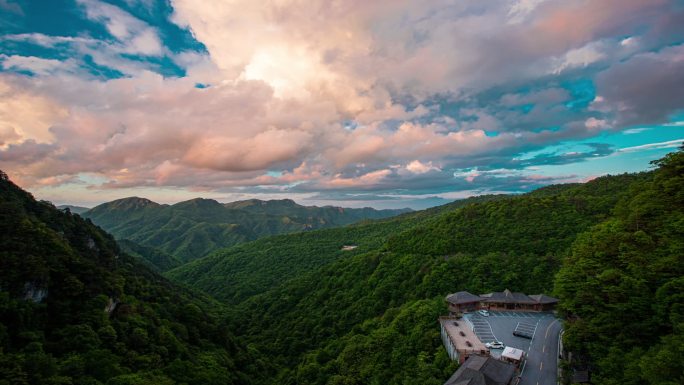 神农架天燕景区山和云的延时摄影