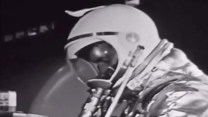 60年代美国航天工业宇航服返回舱