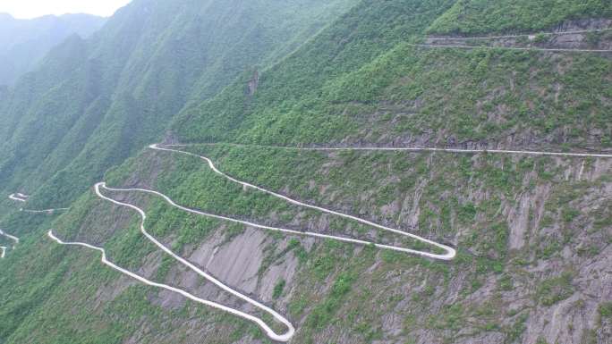 壁挂天路 双河 乡村旅游 山路十八弯