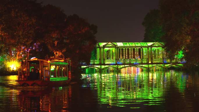 桂林夜景唯美玻璃桥游船旅游