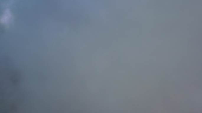 云雾下的玉环城关城区航拍拍到平安圆环