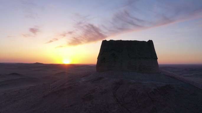 航拍甘肃金塔大墩烽火台遗址落日晚霞