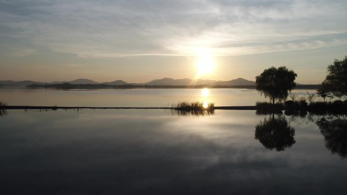 茶禅一味 宜兴美景夕阳 水岸孤影青山绿水