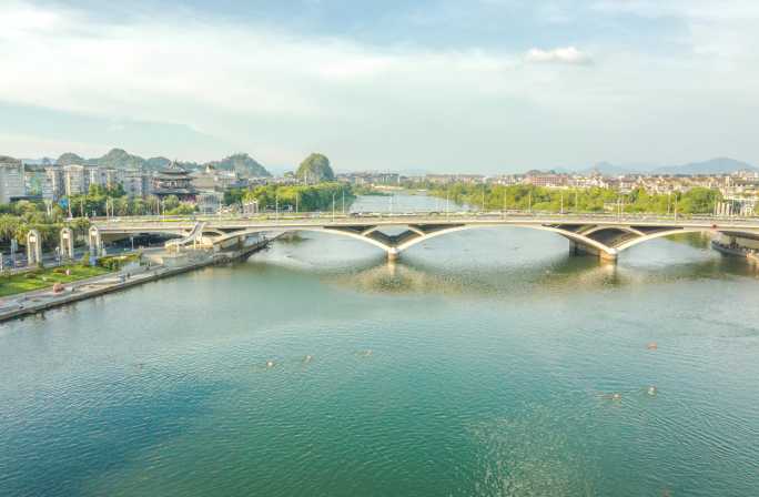 桂林解放桥城区航拍城市延时