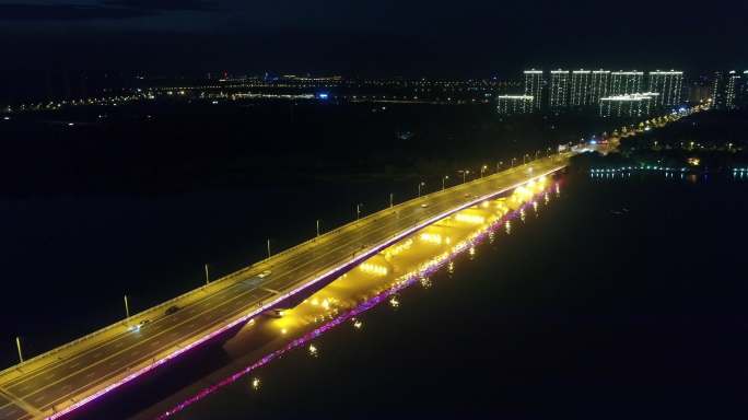 宜兴夜晚城市车流航拍空镜 团氿风景区宜园