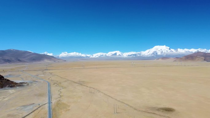 西藏日喀则希夏邦马峰航拍