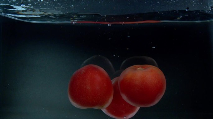 2k西红柿入水
