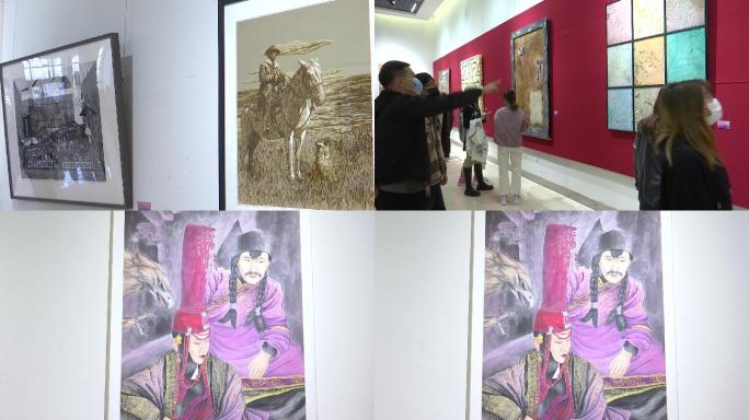 市民在图书馆美术馆参观画展艺术展览