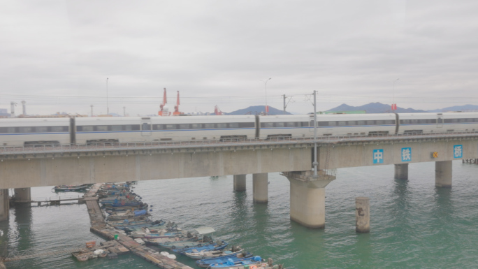 跨海地铁、海上地铁