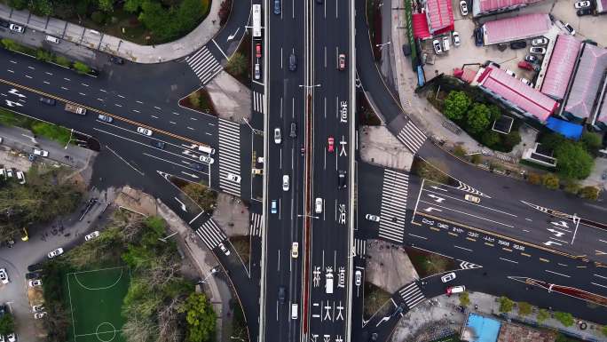 航拍武汉市道路