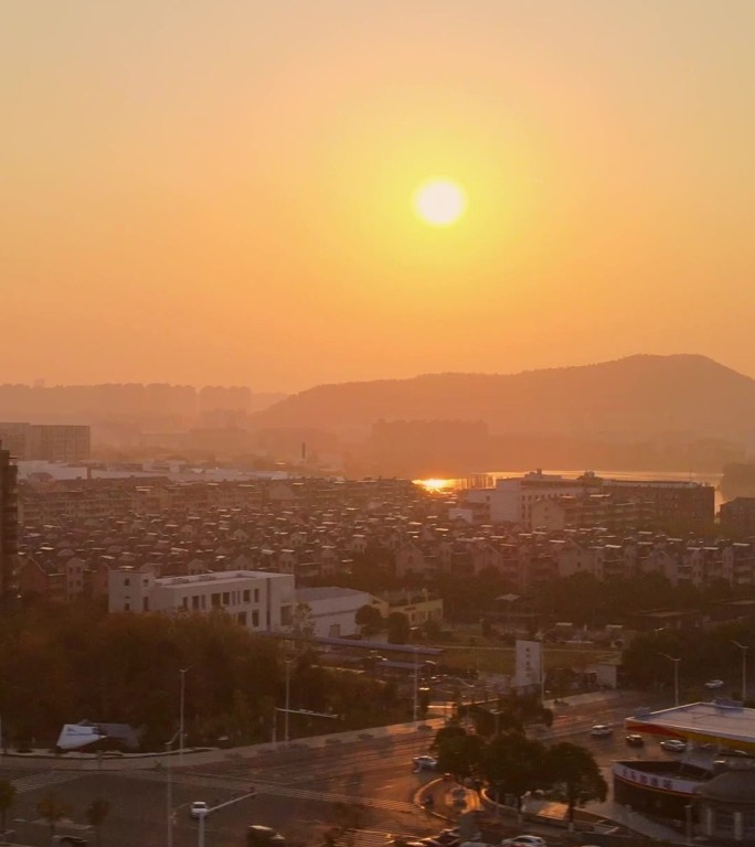 后湖艺术园-天马学生公寓夕阳航拍