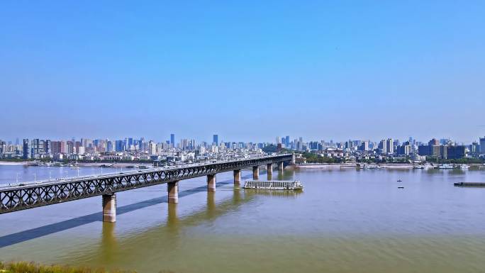 航拍武汉地标武汉长江大桥武汉城市全景
