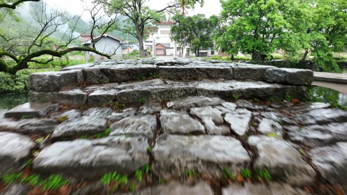 石桥流水河流航拍短视频