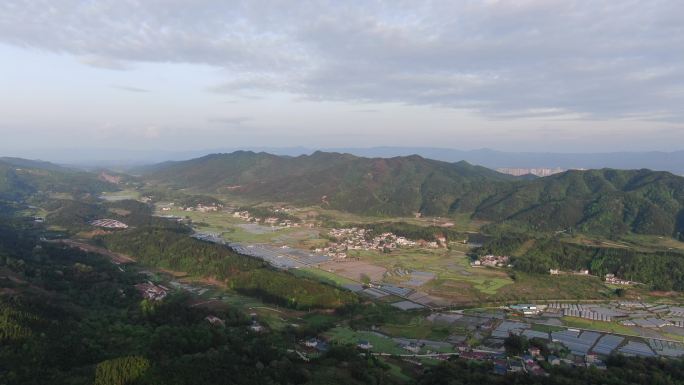 航拍 南方 春耕 乡村 田园 丘陵