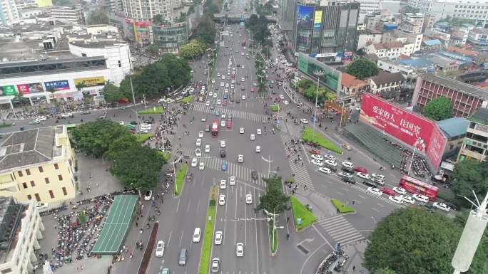 航拍城市十字路口 南宁十字路口