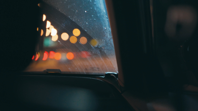 夜晚开车坐车窗外空镜伤感情绪素材
