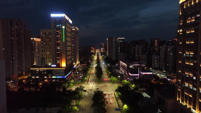 高新智选假日酒店西安高新CBD夜景商业区