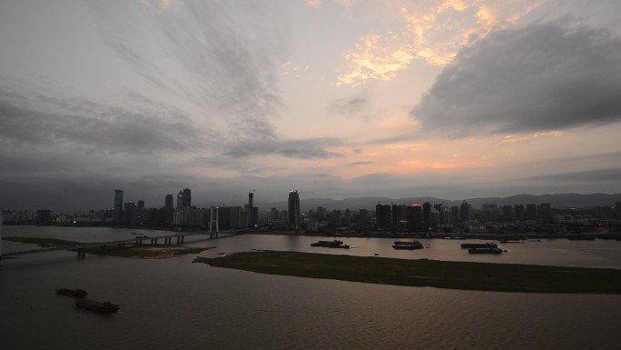 江西南昌赣江城市风景