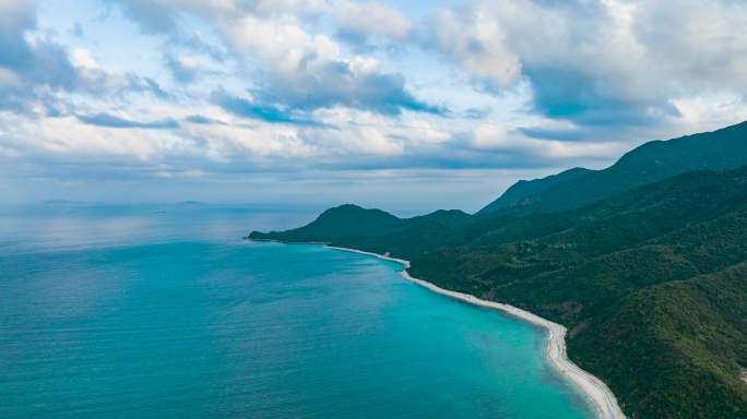 深圳大鹏半岛海岸蓝天白云延时