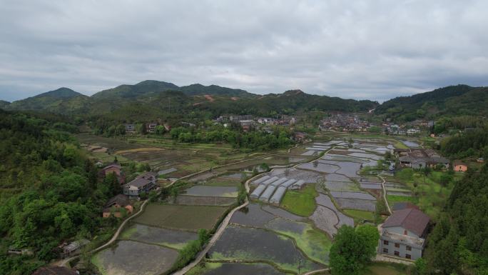 小山村