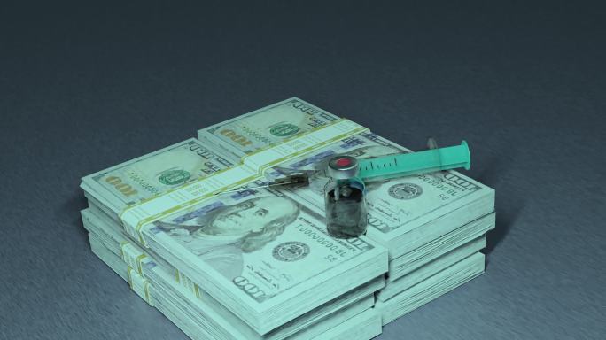 高分辨率视频的3D渲染，疫苗瓶和注射器坐在美元，描绘了COVID-19对经济的影响。