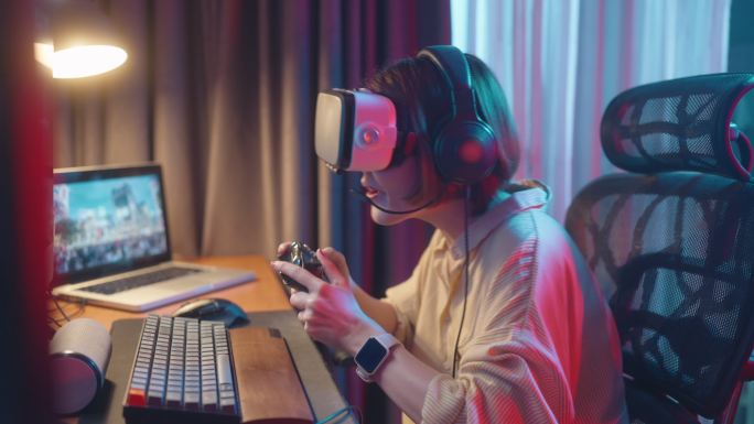 虚拟现实游戏和Metaverse概念，女性使用虚拟现实耳机在家里玩Metaverse游戏