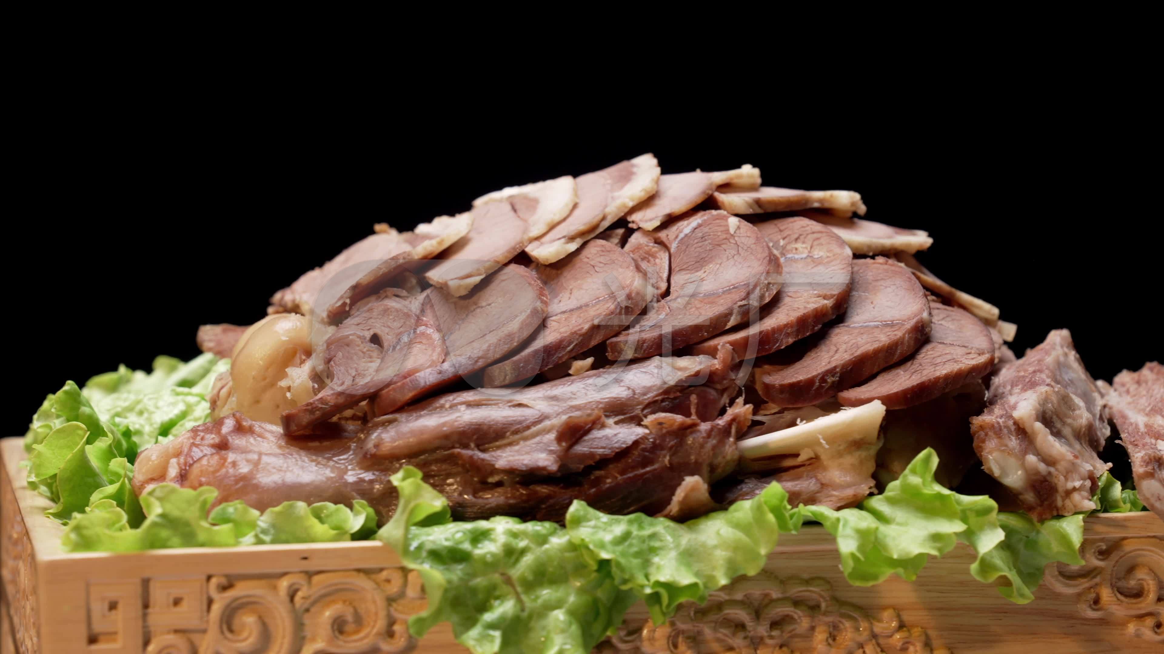 罗汉肉的做法（猪身上的这块肉，看着不起眼味道媲美牛腩，卤一卤蘸酱吃味道一绝） | 说明书网