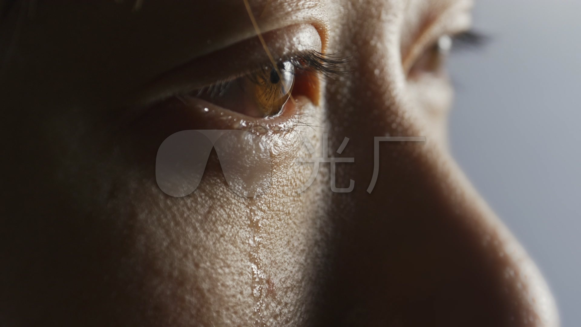 流泪的女人图片素材-编号15079273-图行天下