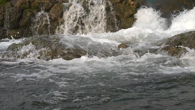 激流 瀑布 水源 浪花