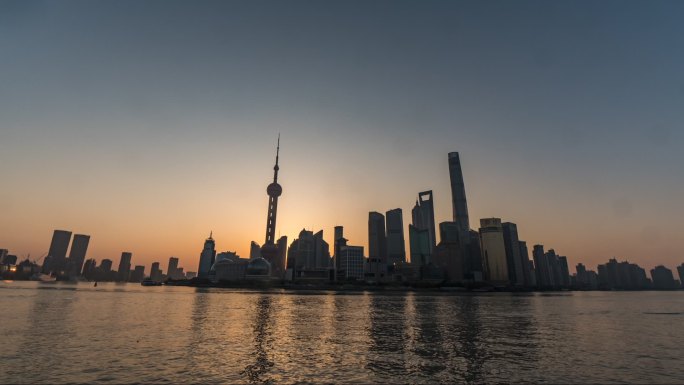 上海东方明珠塔夜转日