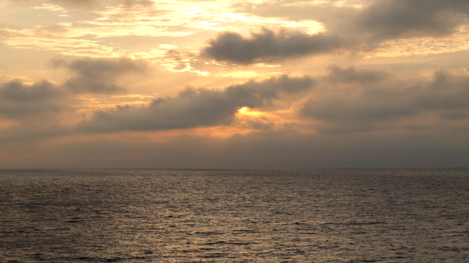 【4K】大海晚霞夕阳-时长两分钟以上