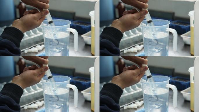 【4K】实拍工业园区工人工作B