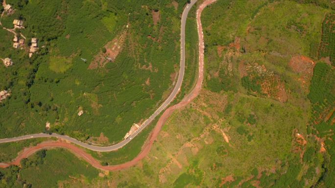 马路 道路 大山 蜿蜒的山路航拍A017