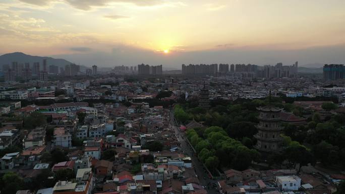 泉州西街航拍东西塔开元寺闽南建筑旅游景点