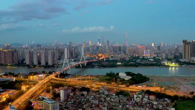 航拍广州荔湾鹤洞大桥夜景